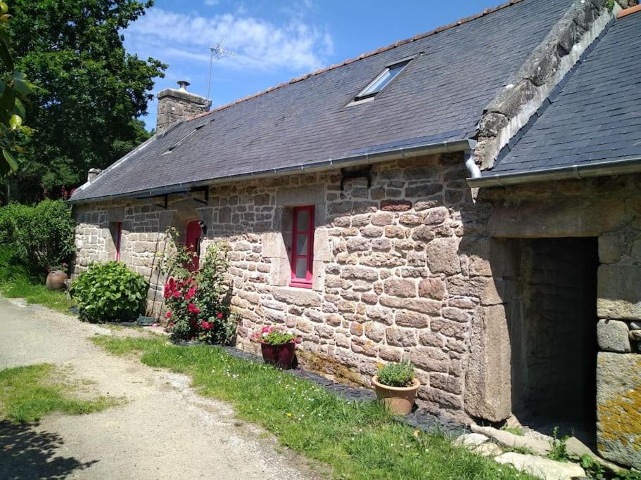 Les Crins De Gaia Villa Plogastel-Saint-Germain Eksteriør billede